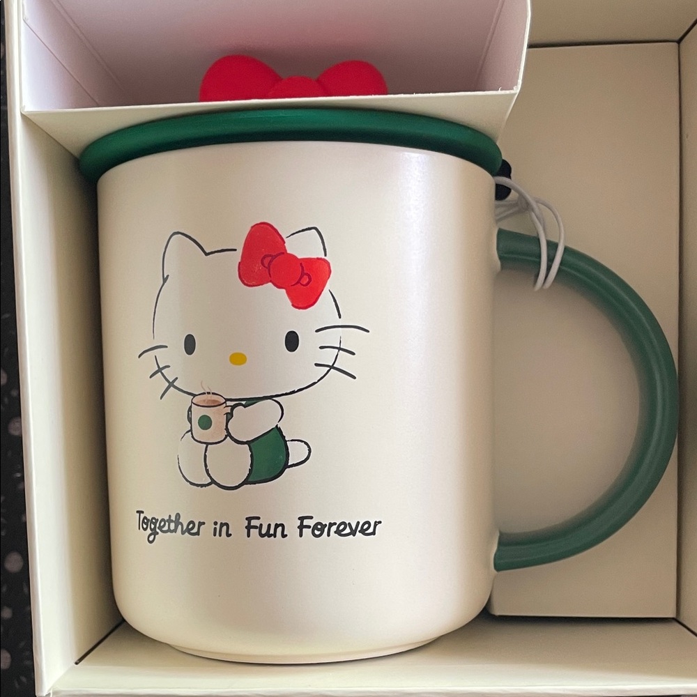 Hello Kitty Cream and Green Mug